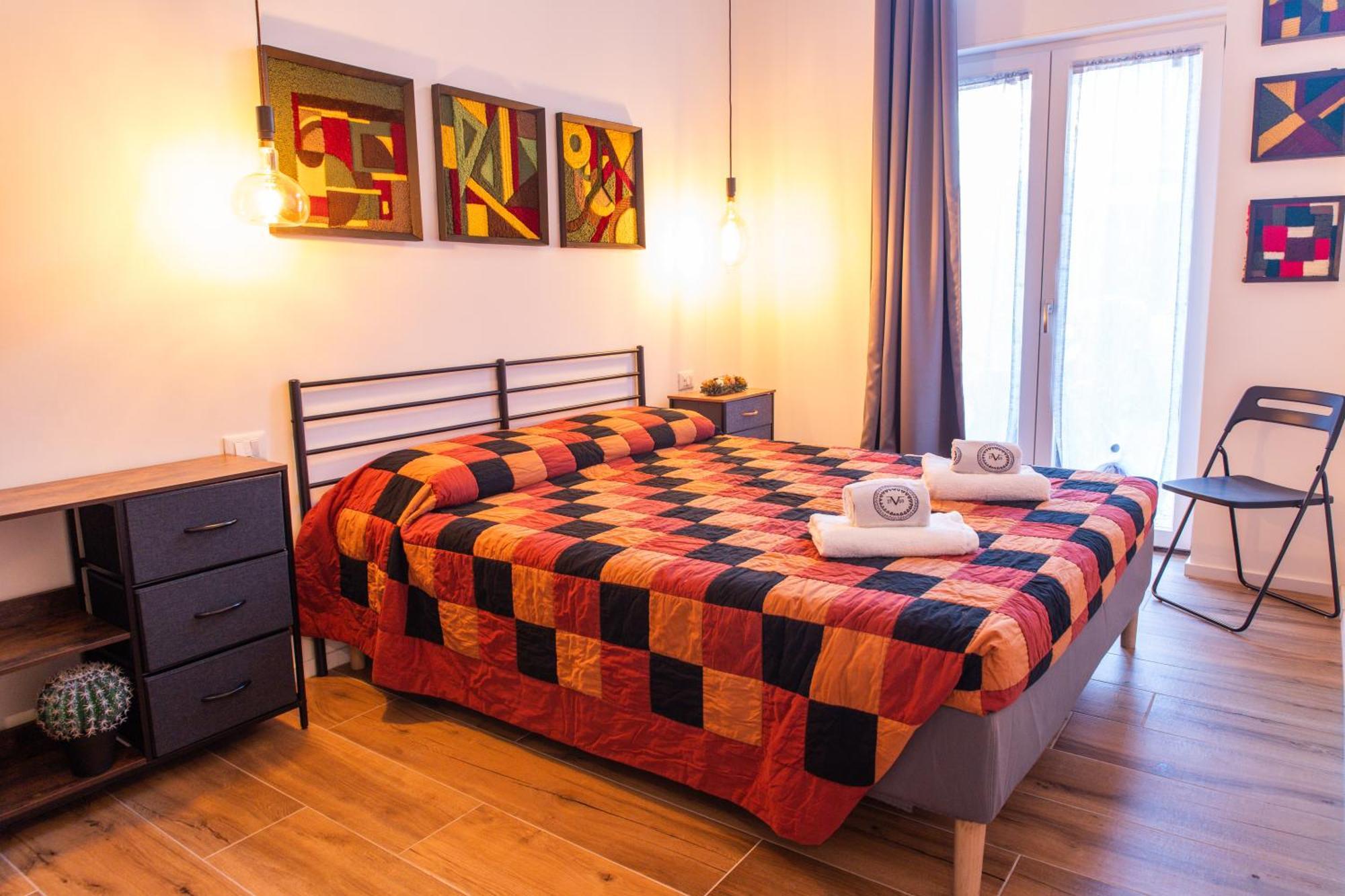 Appartement Nuovo Bilocale Prada A 2 Passi & Duomo In 20 Min *